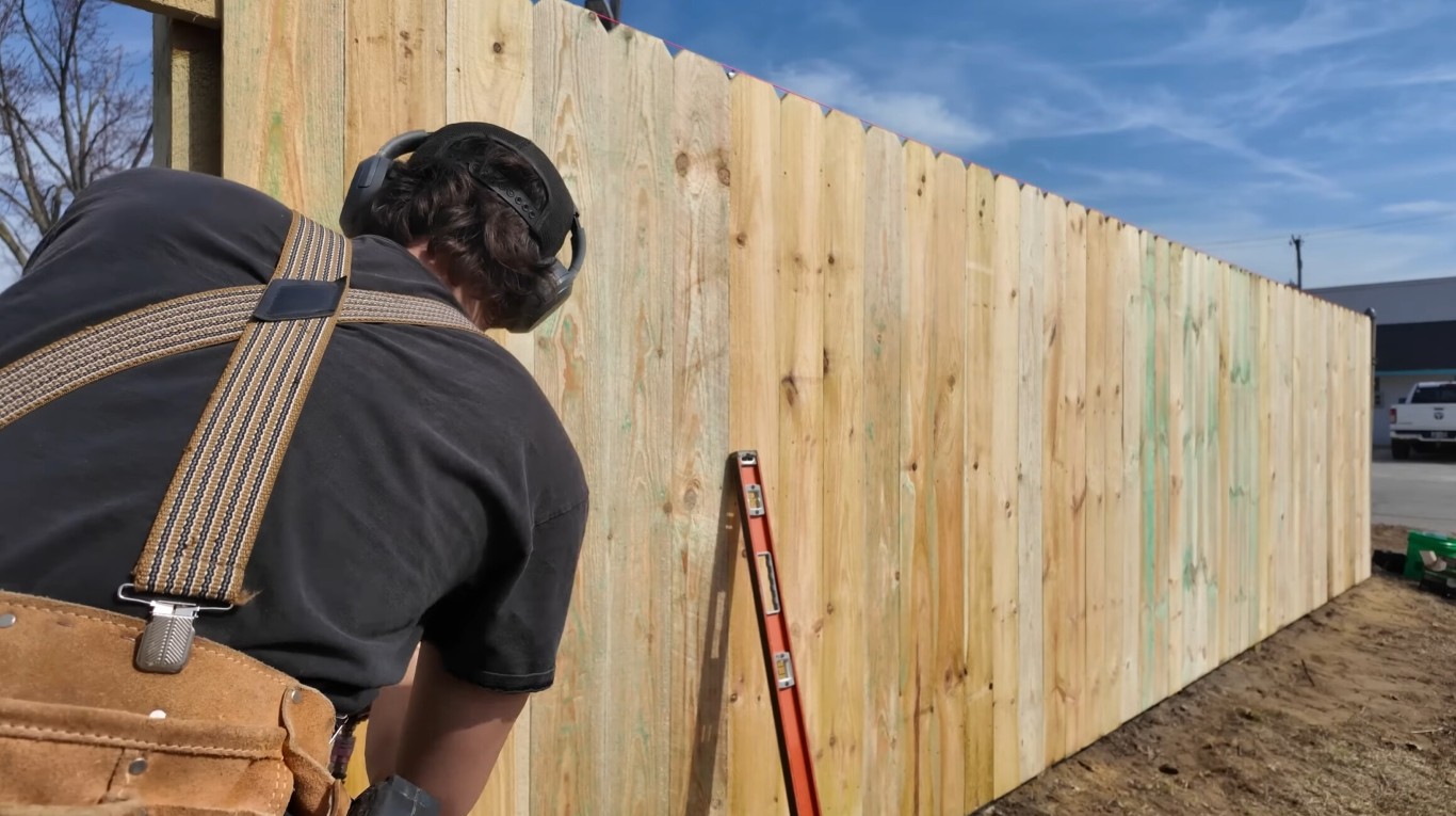 Professional fence installation in Richmond, CA